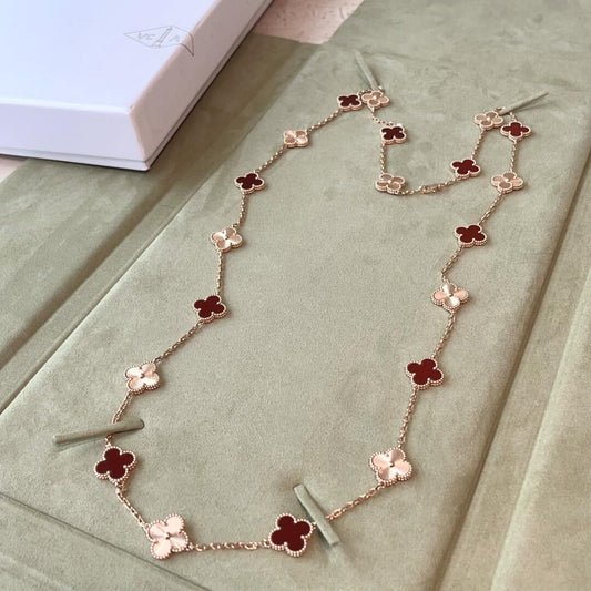 [NOVO]CLOVER 20 MOTIFS LASER CARNELIAN HALSKETTE