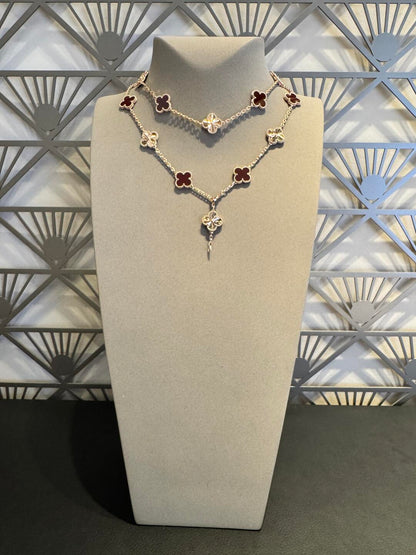 [NOVO]CLOVER 20 MOTIFS LASER CARNELIAN HALSKETTE