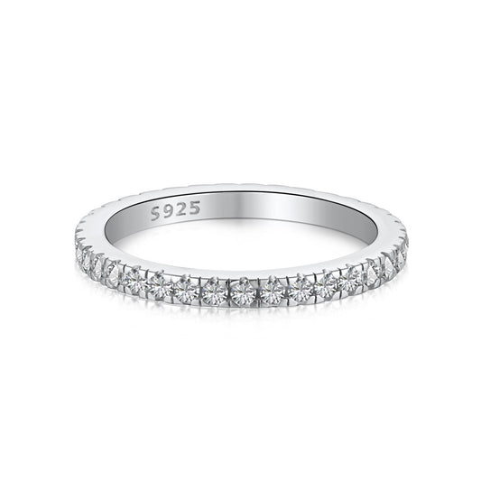 [NOVO]Zarter, funkelnder, runder Ring für jeden Tag
