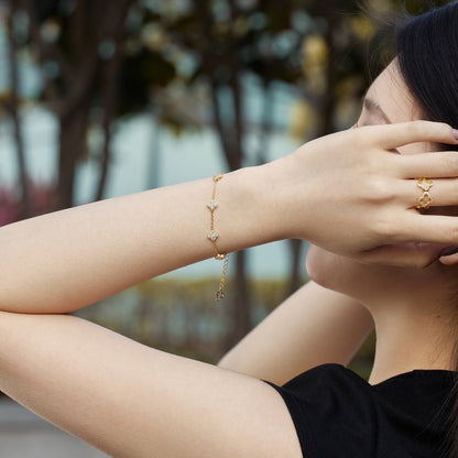 [NEU] Armband mit vierblättrigem Kleeblatt und hohlem Schmetterling