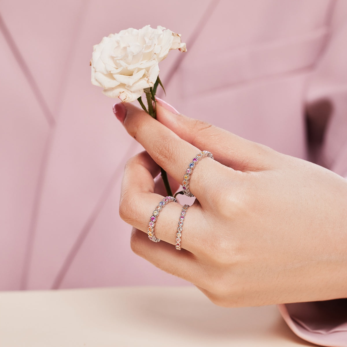 [GALE]Unique Scintillating Round Cut Daily Ring