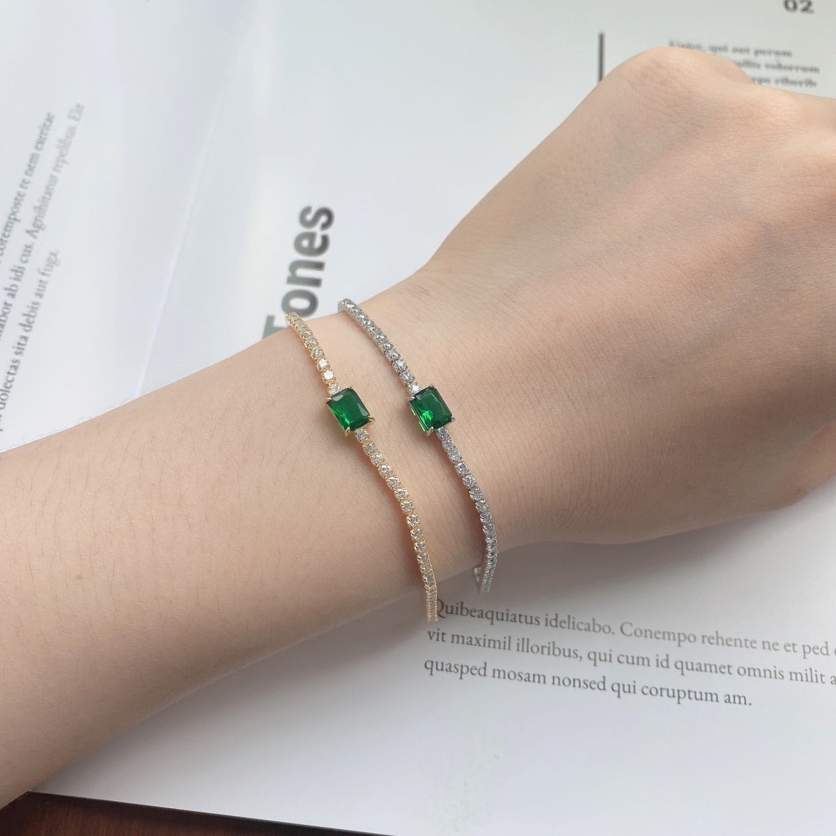 [GALE]1.0 Carat Unique Emerald Cut Banquet Bracelet