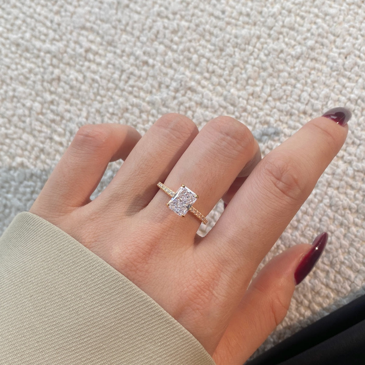 [GALE]2.0 Carat Dazzling Sparkling Radiant Cut Party Ring