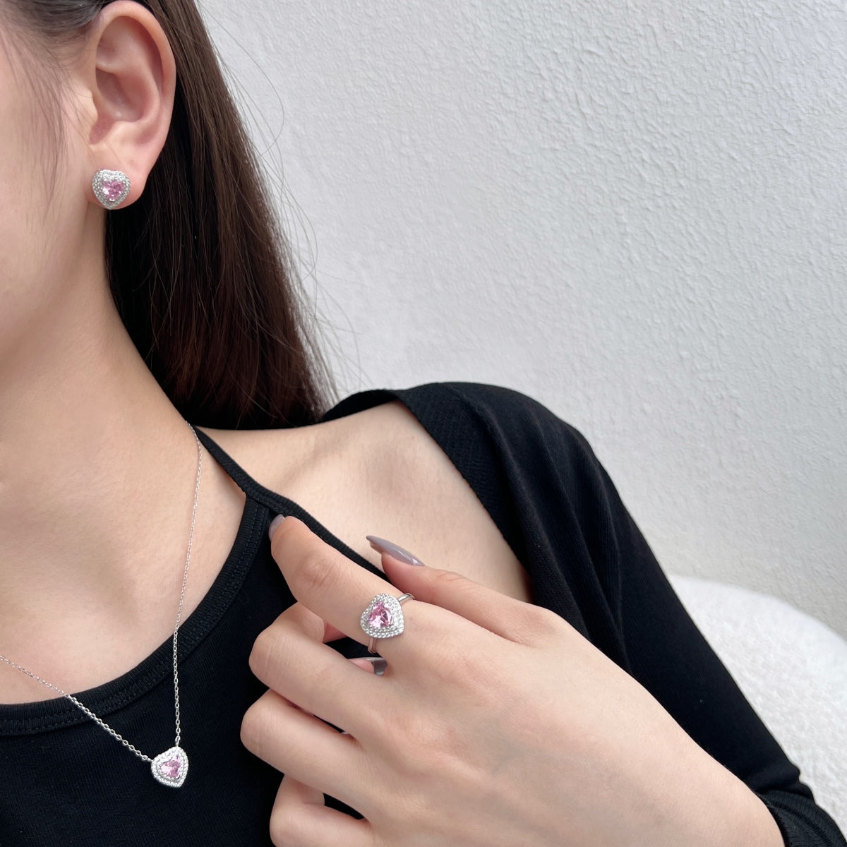 [GALE]Dazzling Heart Shape Lover Earrings
