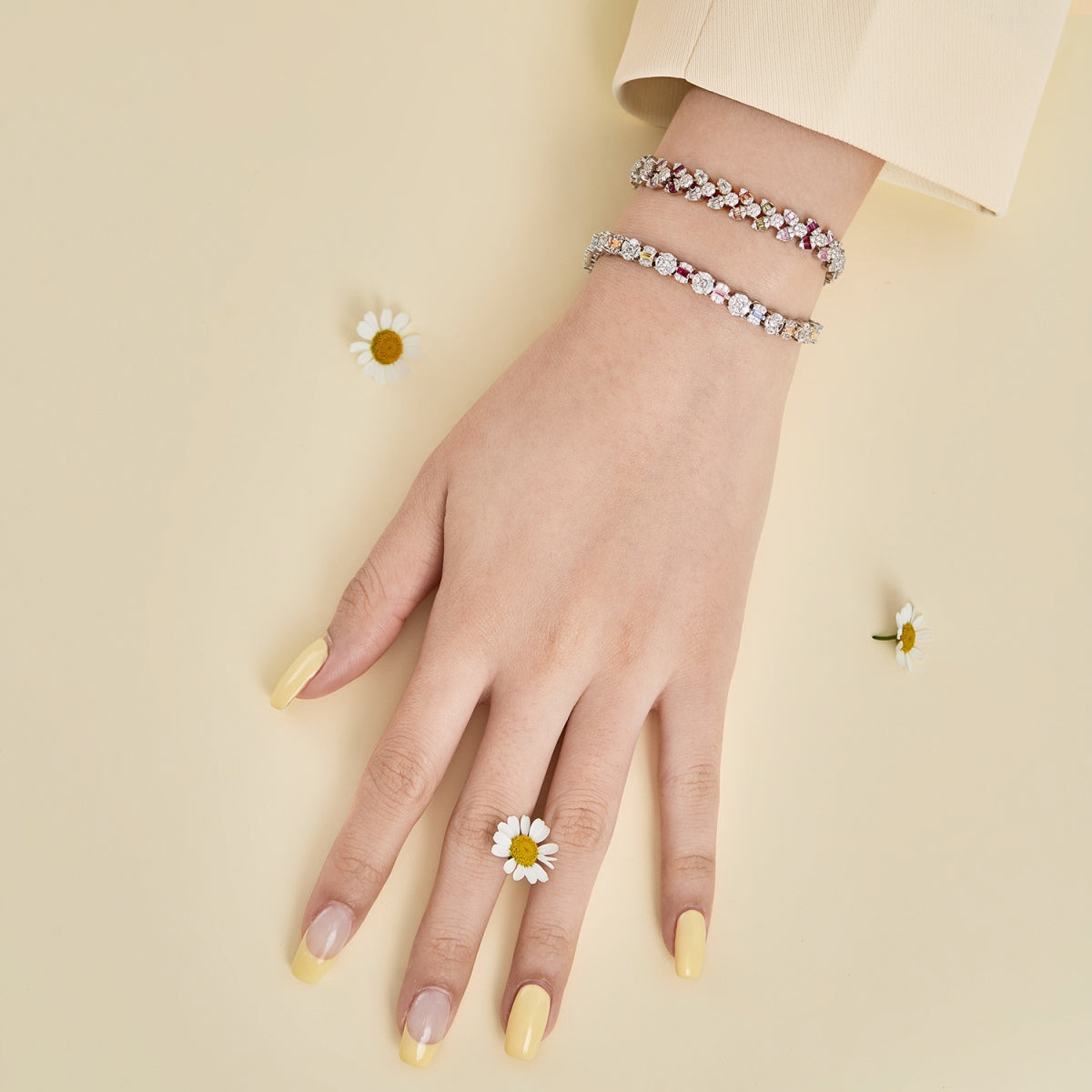 [GALE]Dazzling Radiant Multi Cut Daily Bracelet