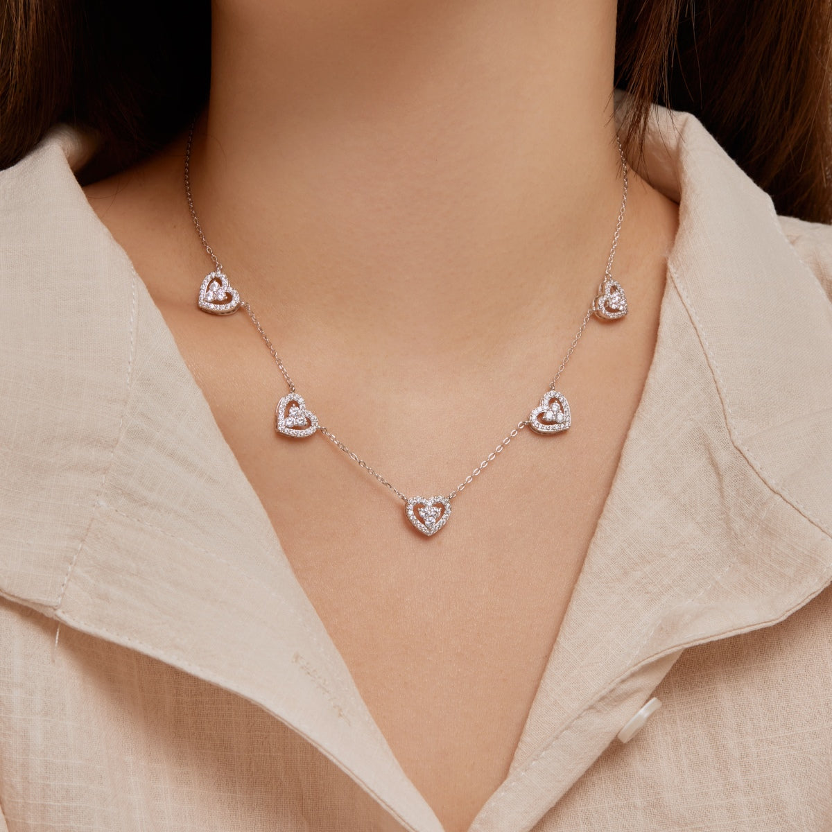 [GALE]Sparkling Five Heart Necklace