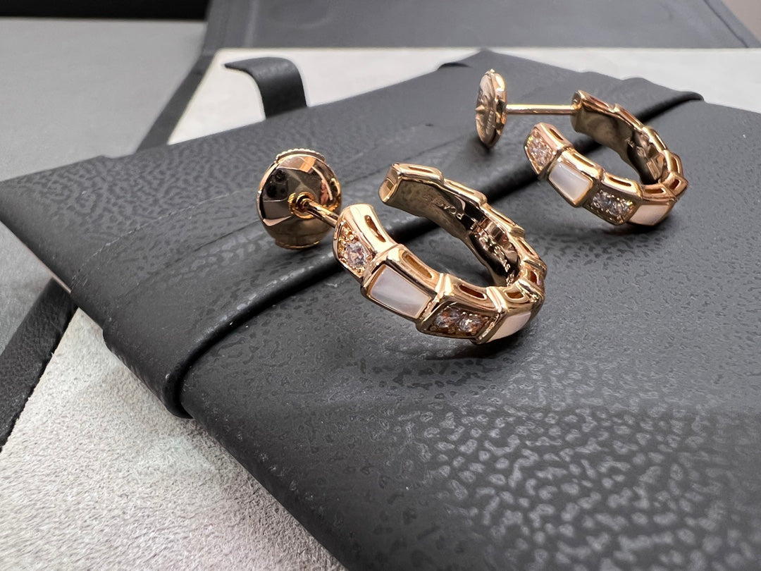 [GALE]SERPENTI MOP PINK GOLD EARRINGS