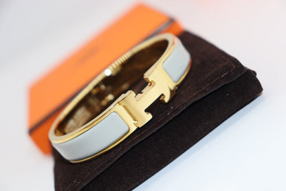 [NOVO]H HELLBLAUES ARMBAND