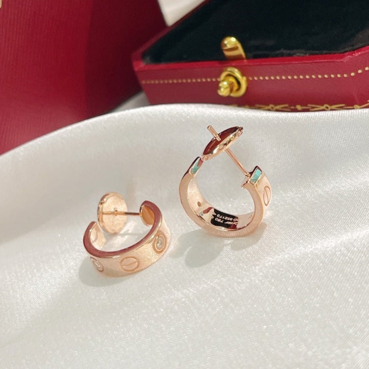 [NOVO] LOVE OHRRINGE 5,7 MM 2 DIAMANTEN