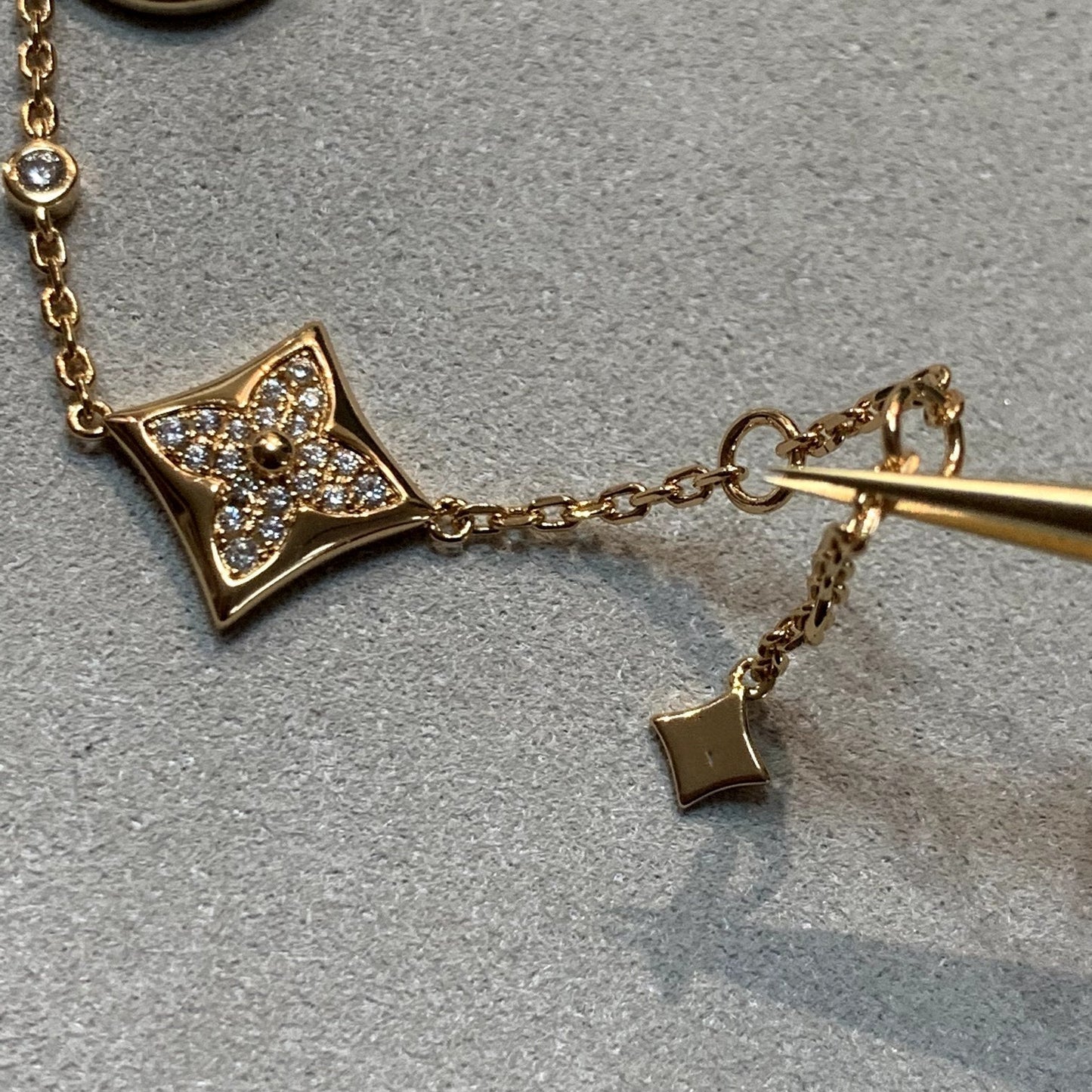 [GALE]STAR AND SUN 4 MOTIFS GOLD DIAMONDS BRACELET
