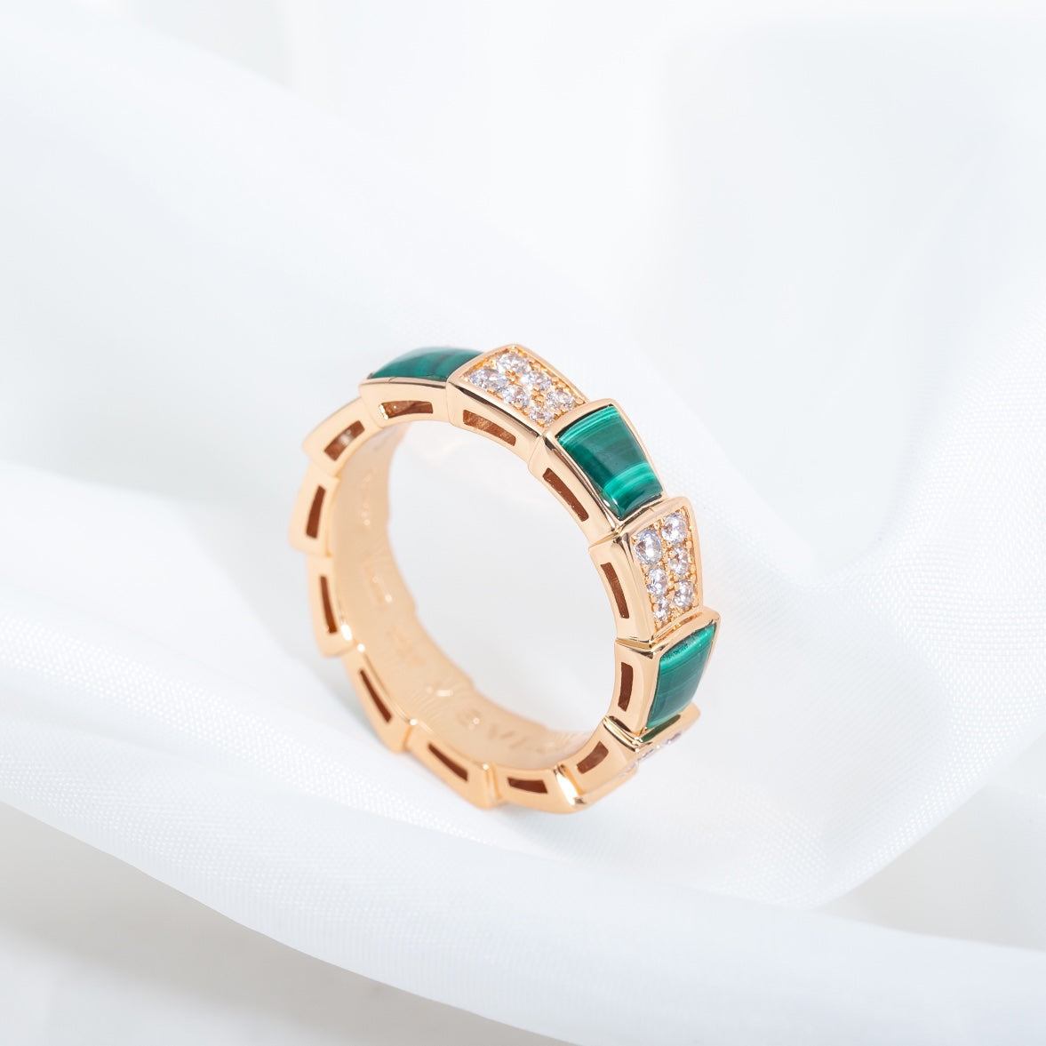[GALE]SERPENTI RING PINK GOLD MALACHITE DIAMOND PAVED 4MM