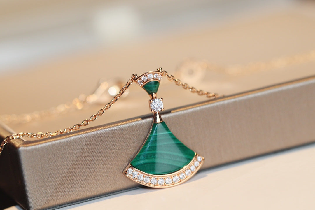 [GALE]DREAM NECKLACE MALACHITE DIAMOND