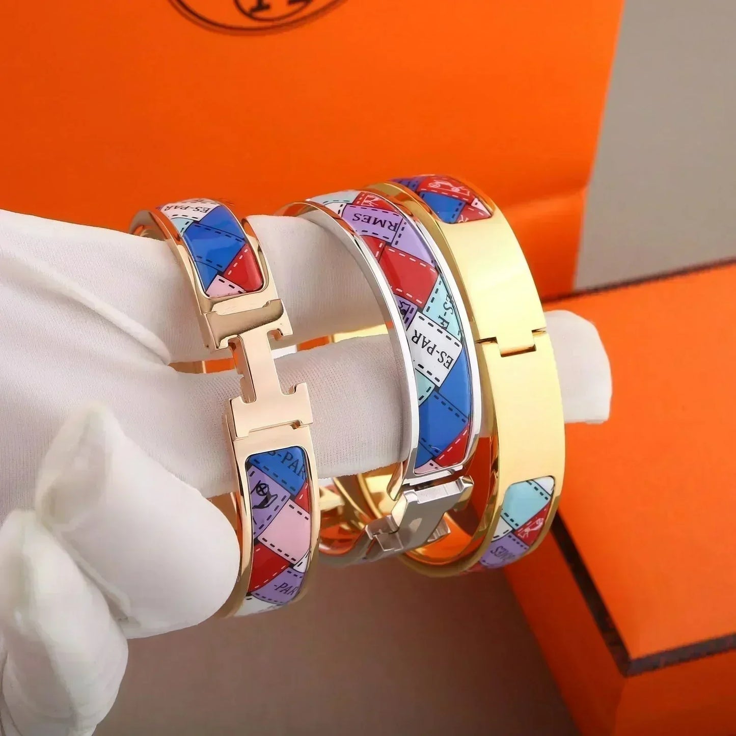 [NOVO]H Armband mit gepunktetem Rand, 12 mm