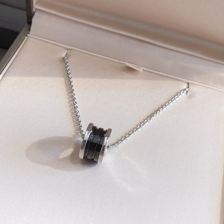 [GALE]ZERO 1 BLACK CERAMIC SILVER NECKLACE