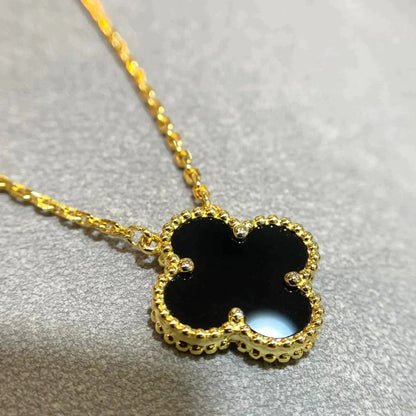 [NOVO]CLOVER 15MM SCHWARZE ONYX-EINZELBLÜTEN-HALSKETTE