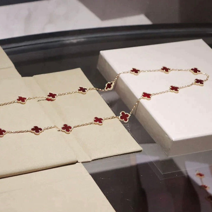 [NOVO]CLOVER 20 MOTIFS CARNELIAN HALSKETTE