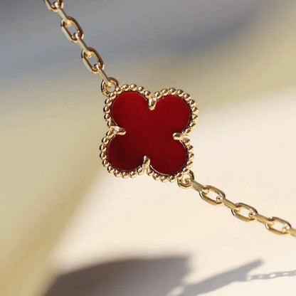 [NOVO]CLOVER 20 MOTIFS CARNELIAN HALSKETTE
