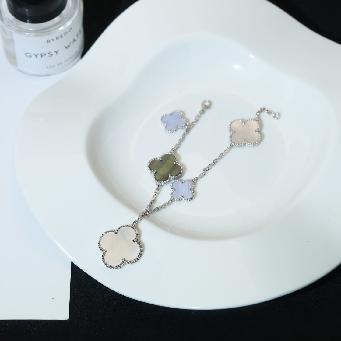 [GALE]CLOVER BRACELET 5 MOTIFS MOP CHALCEDONY SILVER