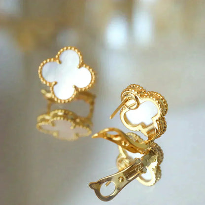 [GALE]CLOVER MEDIUM 1 MOTIFS  WHITE MOP STUD EARRINGS