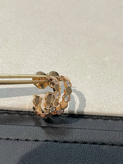 [NEU] Hohler Ring in Form eines vierblättrigen Kleeblatts