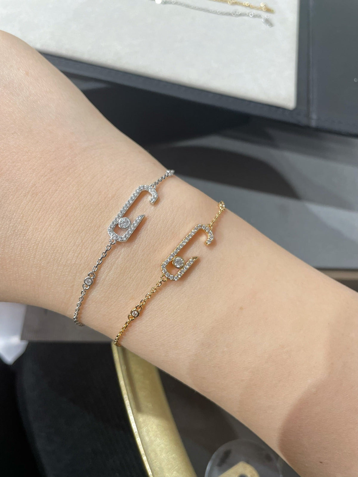 [GALE] LOVE & JUSTE Baby Move Diamond Bracelet Stack Set