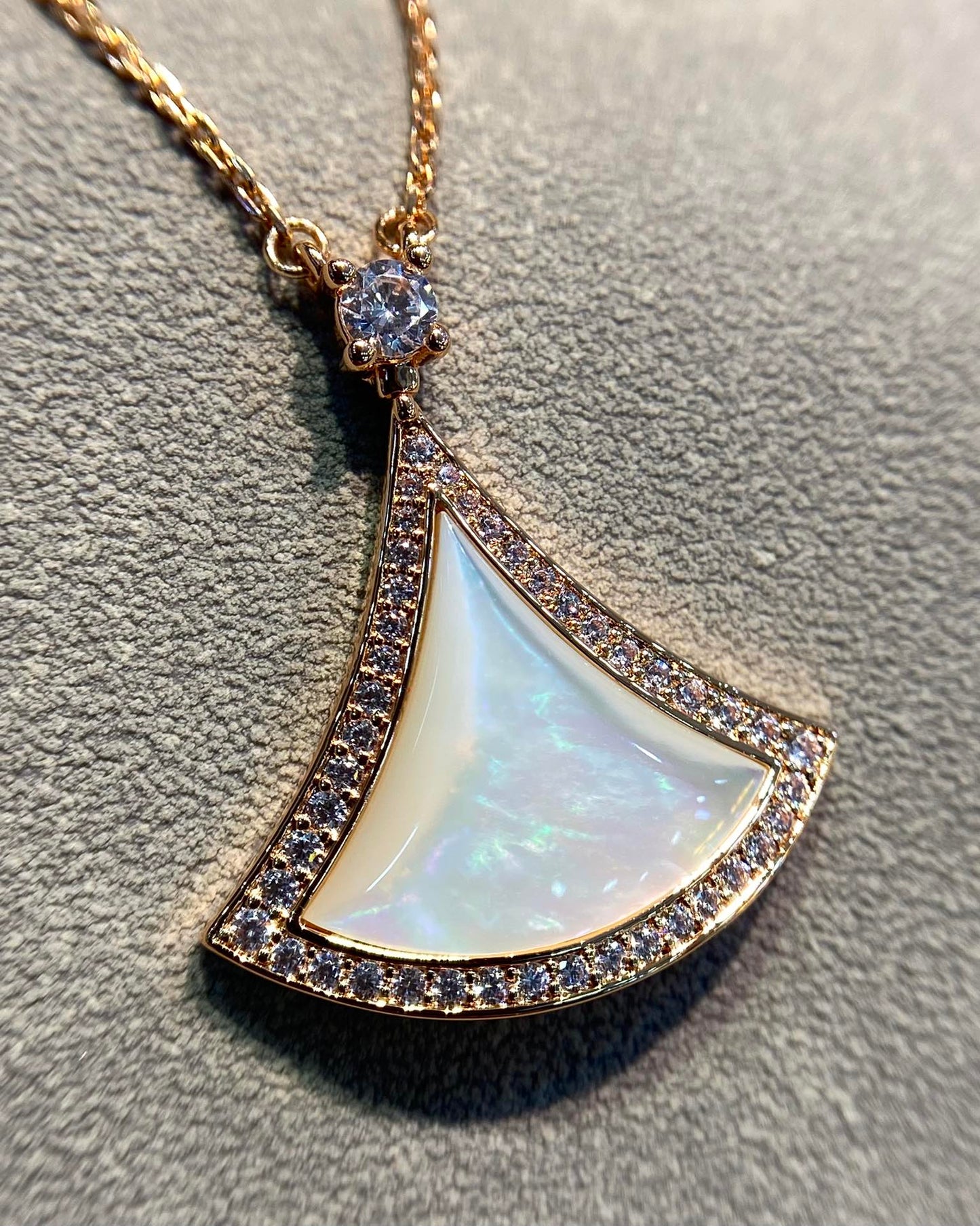 [GALE]DREAM MOP DIAMOND PAVED PINK GOLD NECKLACE