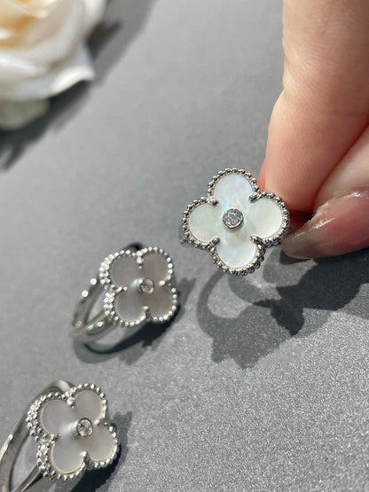 [NOVO]CLOVER SILBER-PERLMUTT-DIAMANTRING
