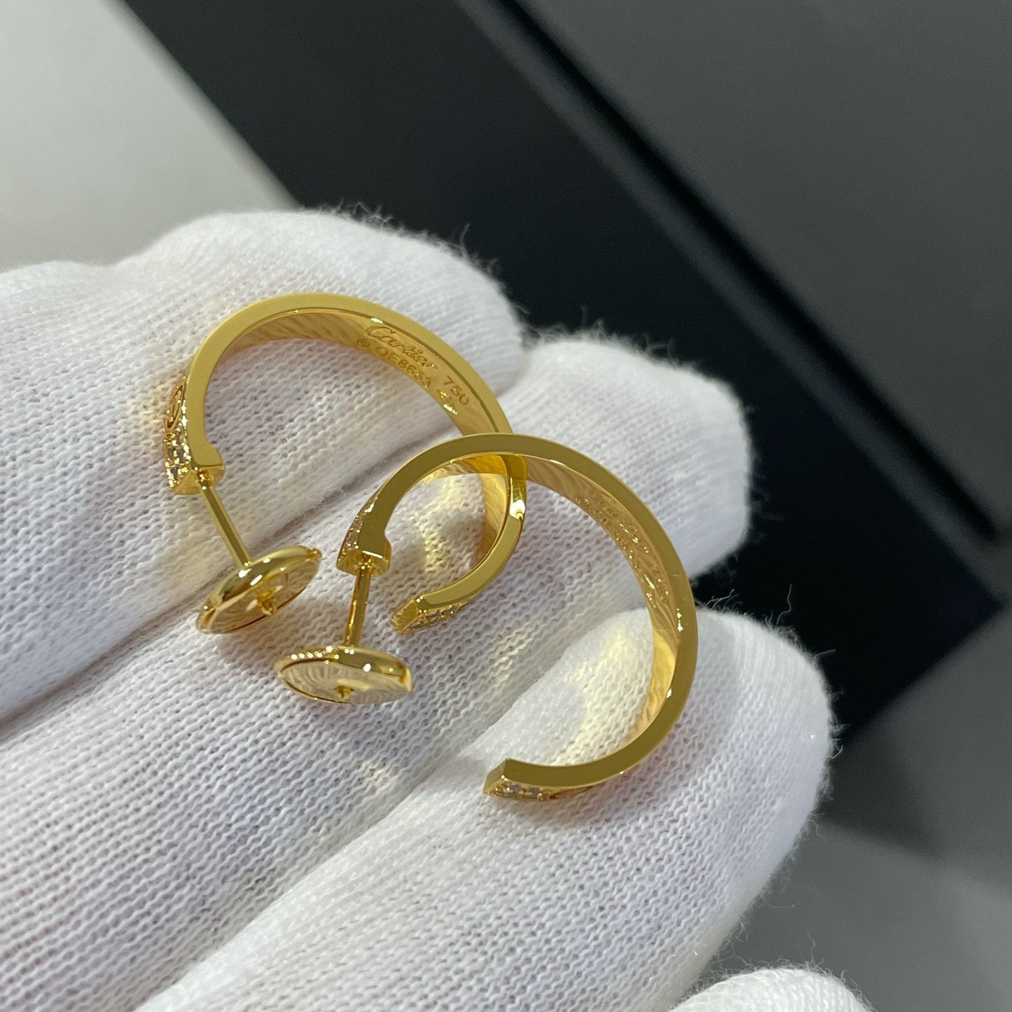 [NOVO] LOVE DIAMOND GOLD CROO OHRRINGE