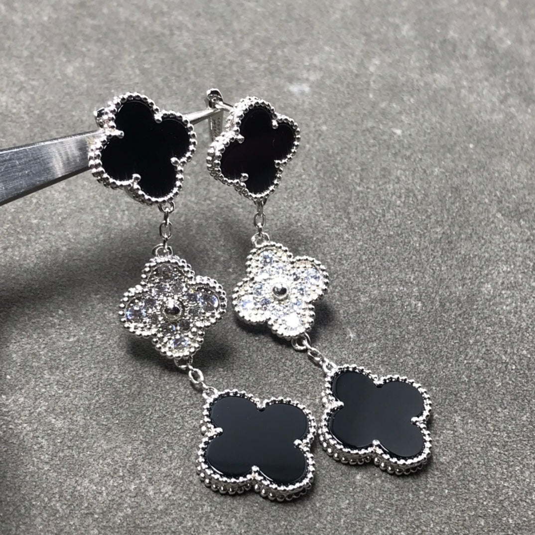 [NOVO] KLEE-MOTIV DIAMANT ONYX SILBER OHRRINGE