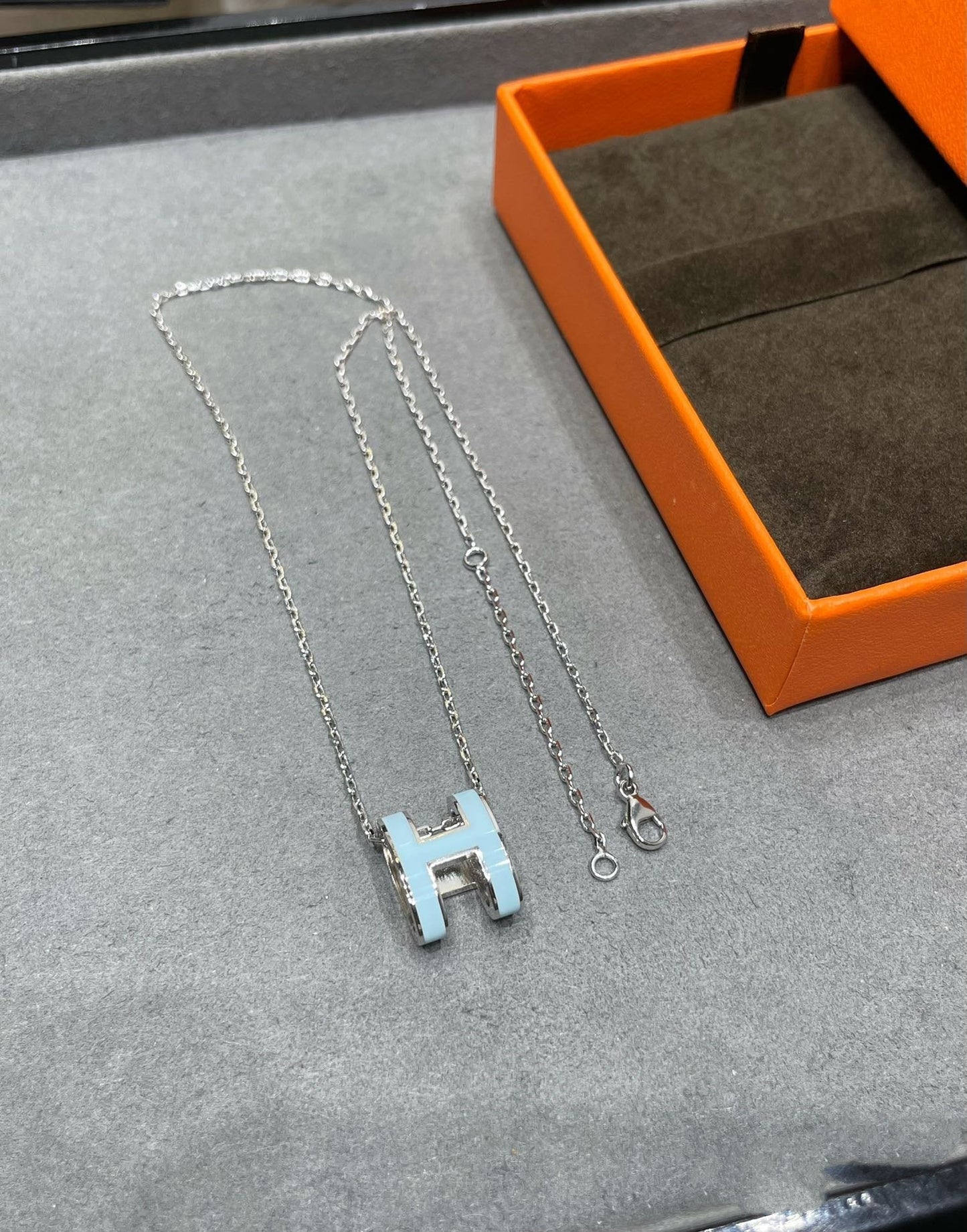[NOVO]POP H HIMMELBLAUE KETTE