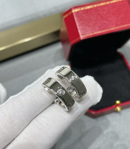 [NOVO] LOVE 5,5 mm 1 Diamant-Ohrringe