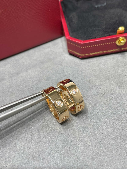 [NOVO] LOVE 5,5 mm 1 Diamant-Ohrringe