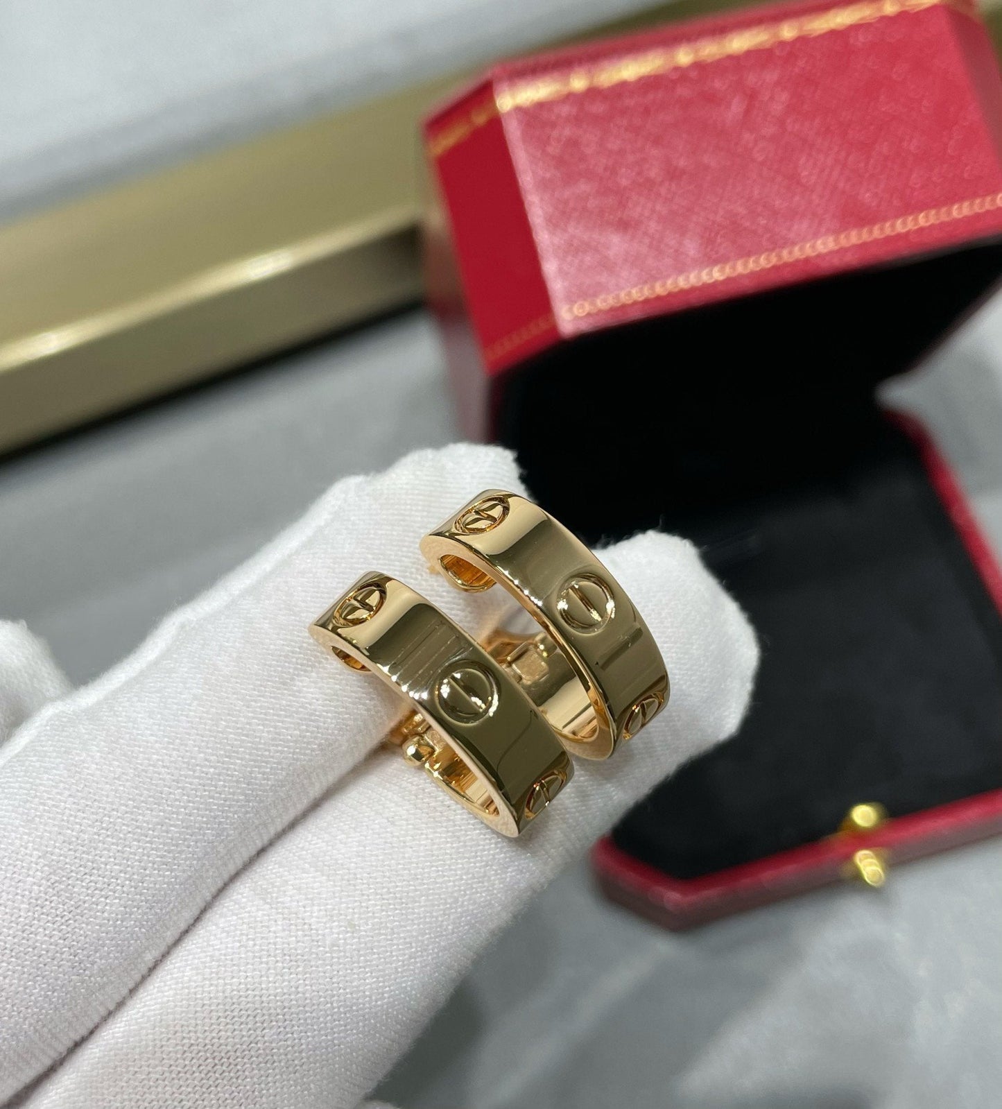 [NOVO] LOVE 5,5MM OHRRINGE