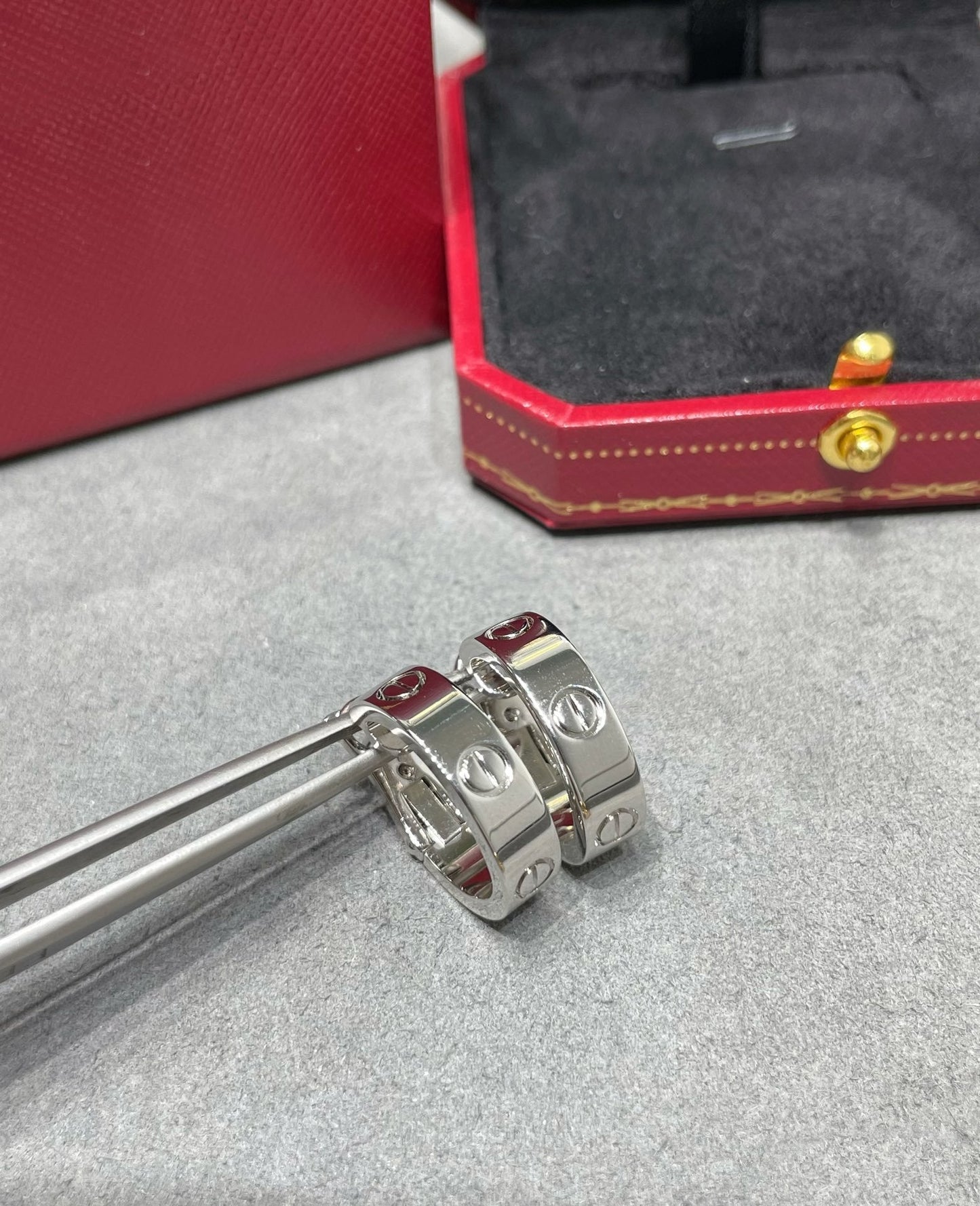 [NOVO] LOVE 5,5MM OHRRINGE