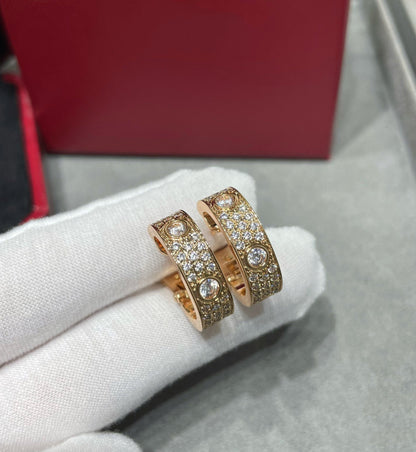 [NOVO] LOVE 5,5 MM DIAMANT-PAVED-OHRRINGE