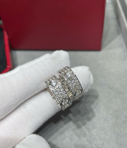 [NOVO] LOVE 5,5 MM DIAMANT-PAVED-OHRRINGE