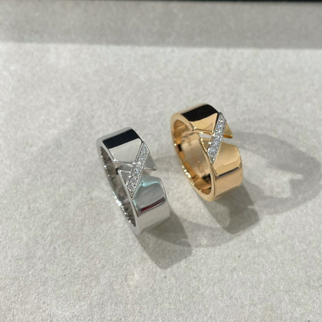 [GALE]LIENS EVIDENCE DIAOMOND RING