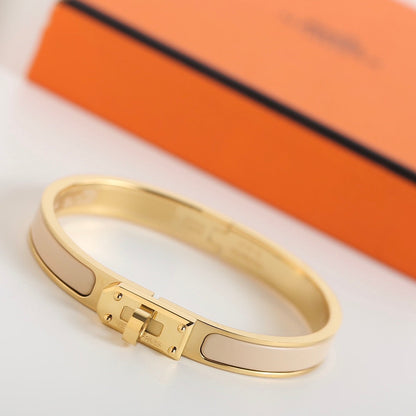 [NOVO]HM KELLY BEIGE ARMBAND
