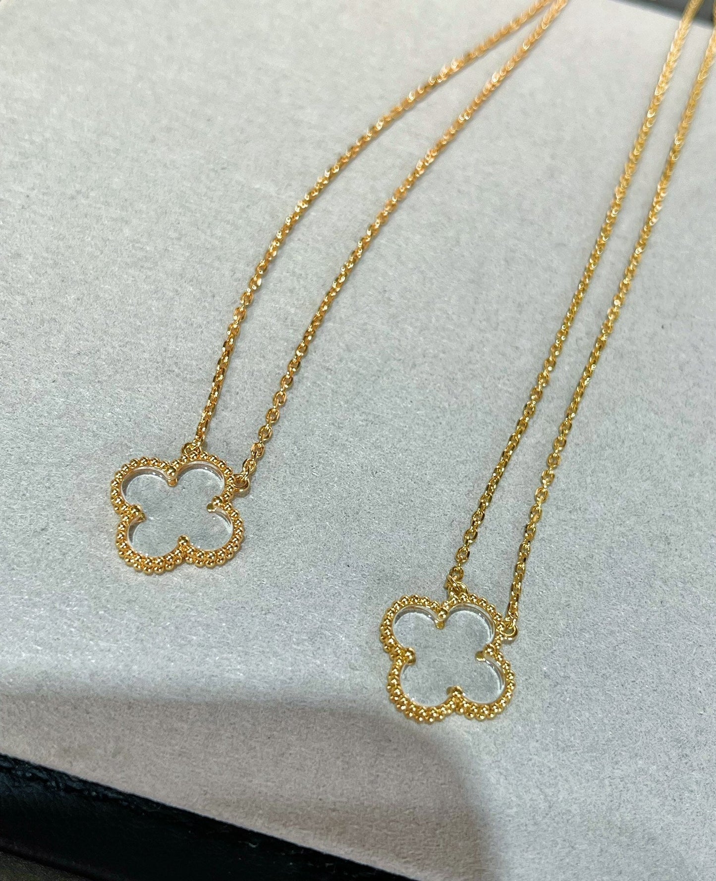 [GALE]CLOVER ROCK CRYSTAL ROSE GOLD NECKLACE
