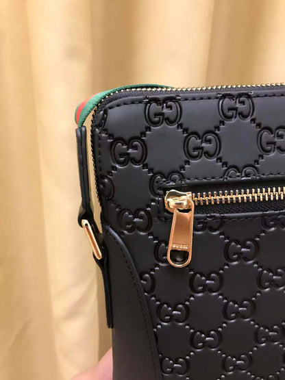 GG CROSSBODY BLACK RED LEATHER