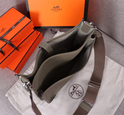 HM EVELYNE BAG 28 OLIVE TOGO