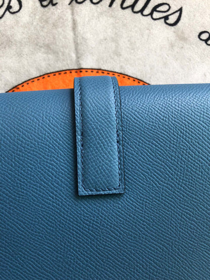 HM Jige 29 Glaucous Blue Epsom 229075