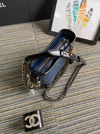 CC MEDIUM 20 HOBO BAG IN AEGEAN BLUE MIX BLACK CALFSKIN WITH STRAP