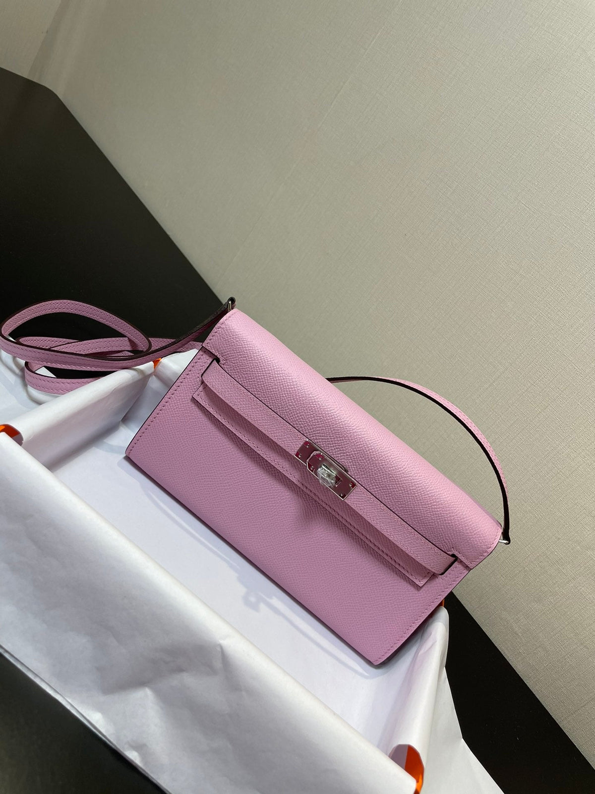 kelly to go wallet 20.5 light pink epsom silver hardware