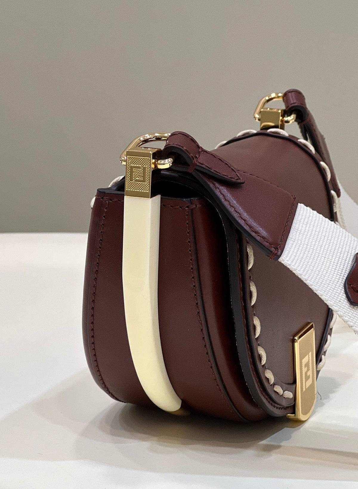 MOONLIGHT 19 IN WINE RED SMOOTH CALFSKIN GOLD HARDWARE