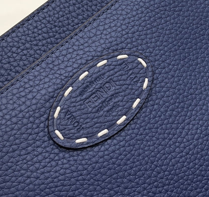 PEEKABOO ISEEU 33 IN NAVY BLUE GRAINED CALFSKIN SILVER HARDWARE