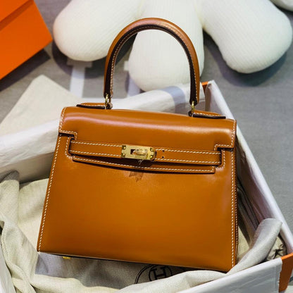 KELLY MINI 20 BAG IN BRONZE BROWN SMOOTH CALFSKIN WITH GOLD HARDWARE (MADE - TO - ODER)
