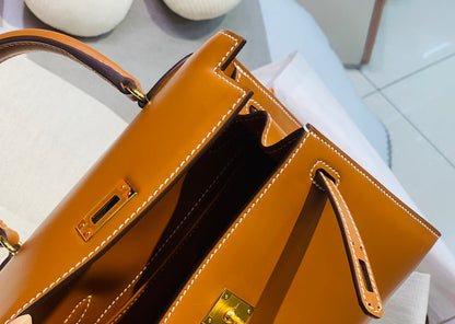 KELLY MINI 20 BAG IN BRONZE BROWN SMOOTH CALFSKIN WITH GOLD HARDWARE (MADE - TO - ODER)