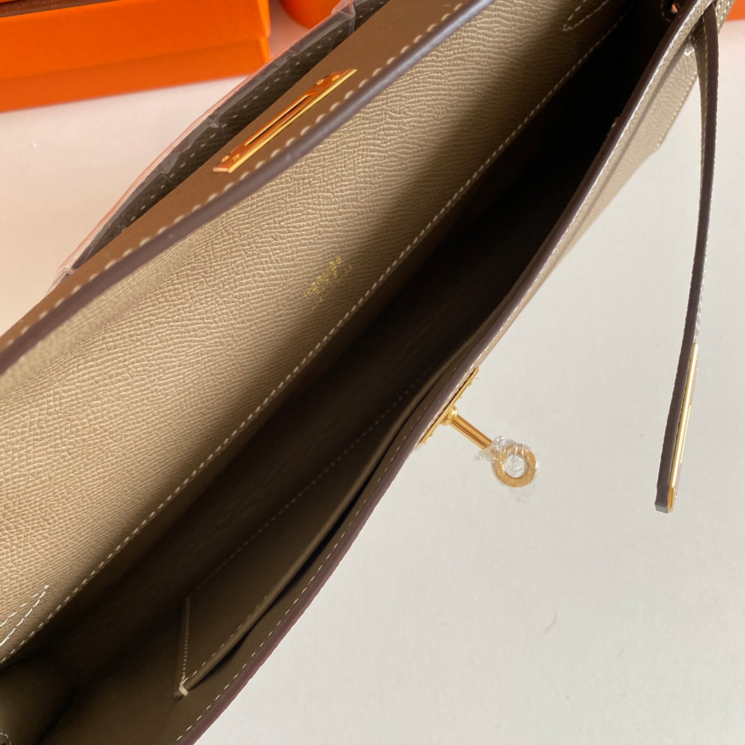 HM Kelly Cut 31 Etoupe Epsom Leather Gold Hardware 229054