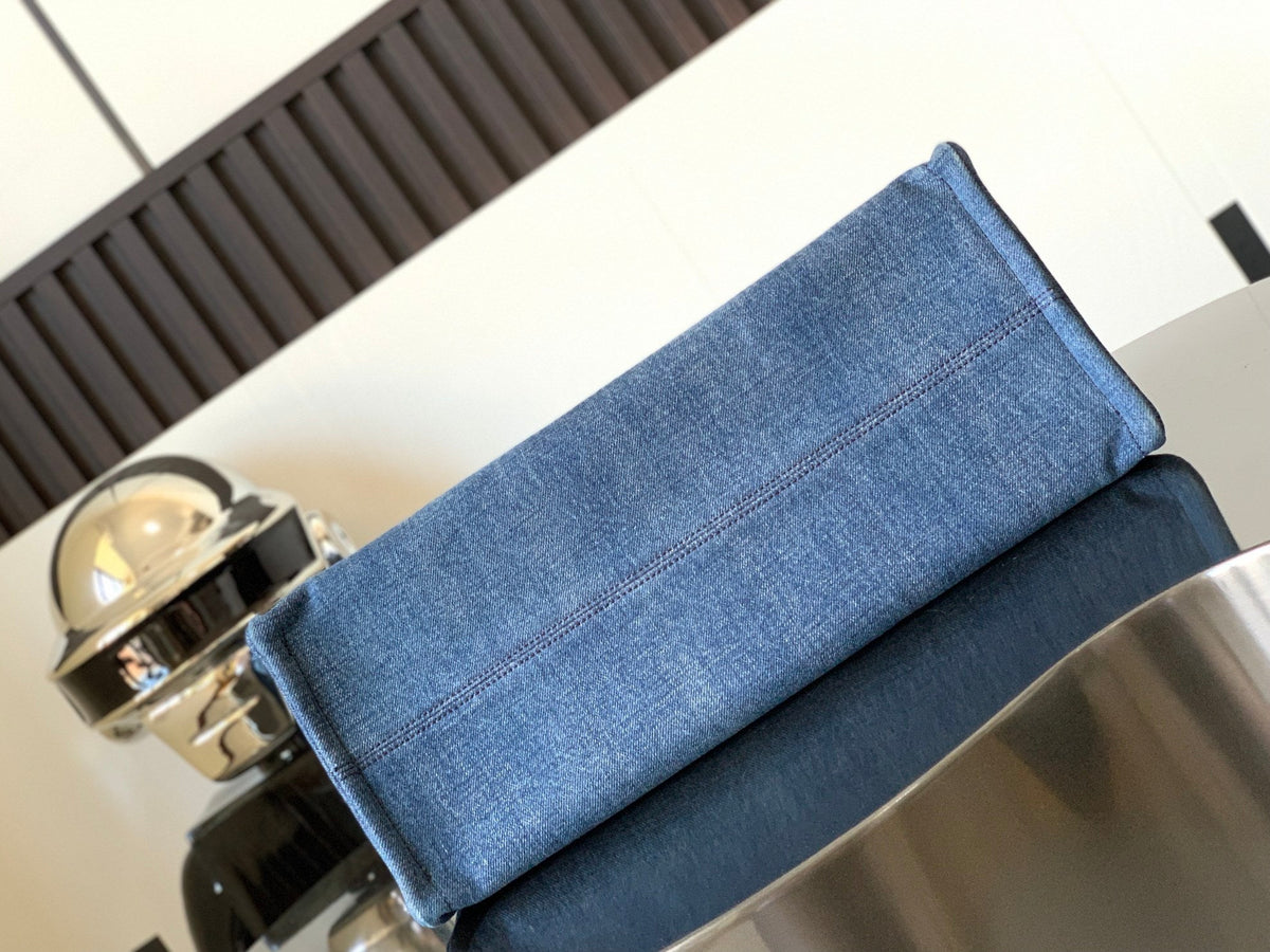 LARGE CABAS THAIS 41 IN BLUE DENIM